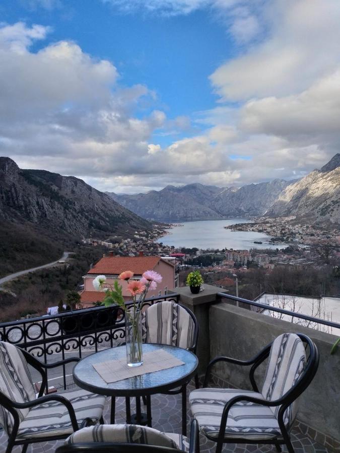 Apartmani Vasilije Kotor Exterior foto