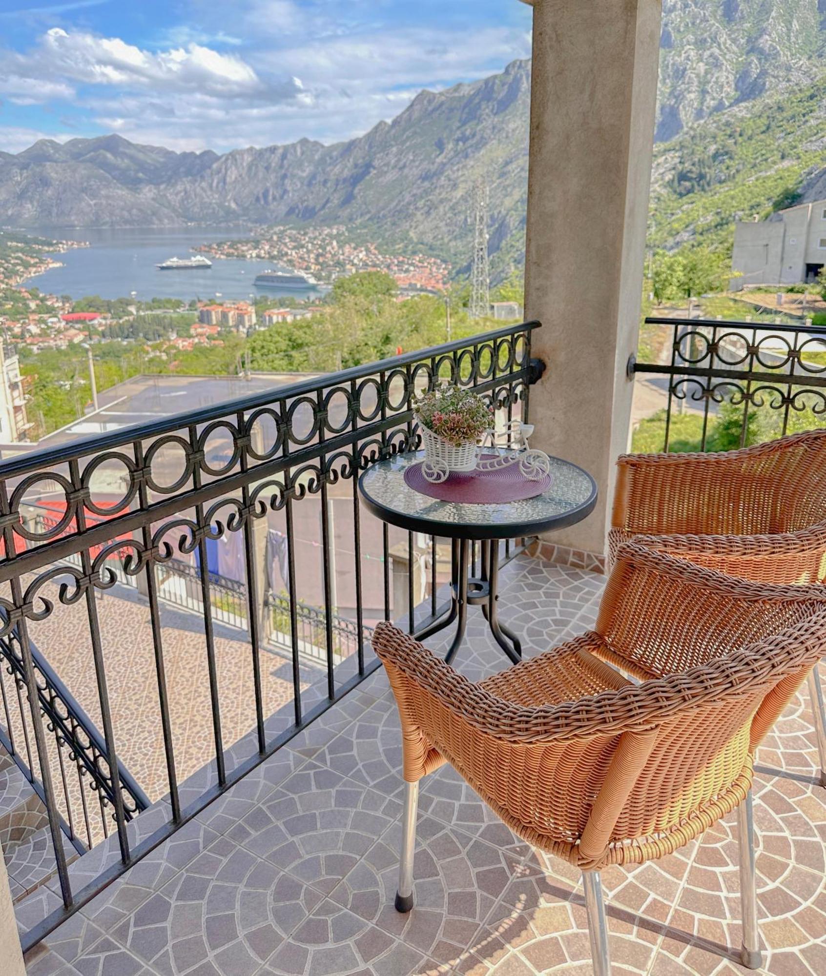 Apartmani Vasilije Kotor Exterior foto